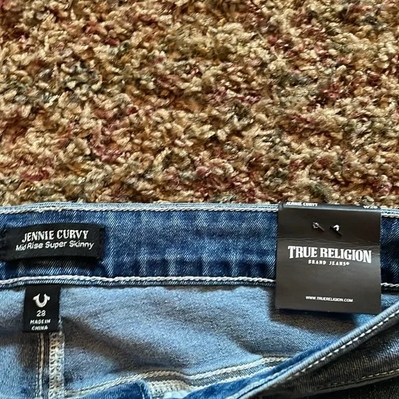True Religion Jennie Curvy Midrise Skinny size 28 NWT - Picture 3 of 6